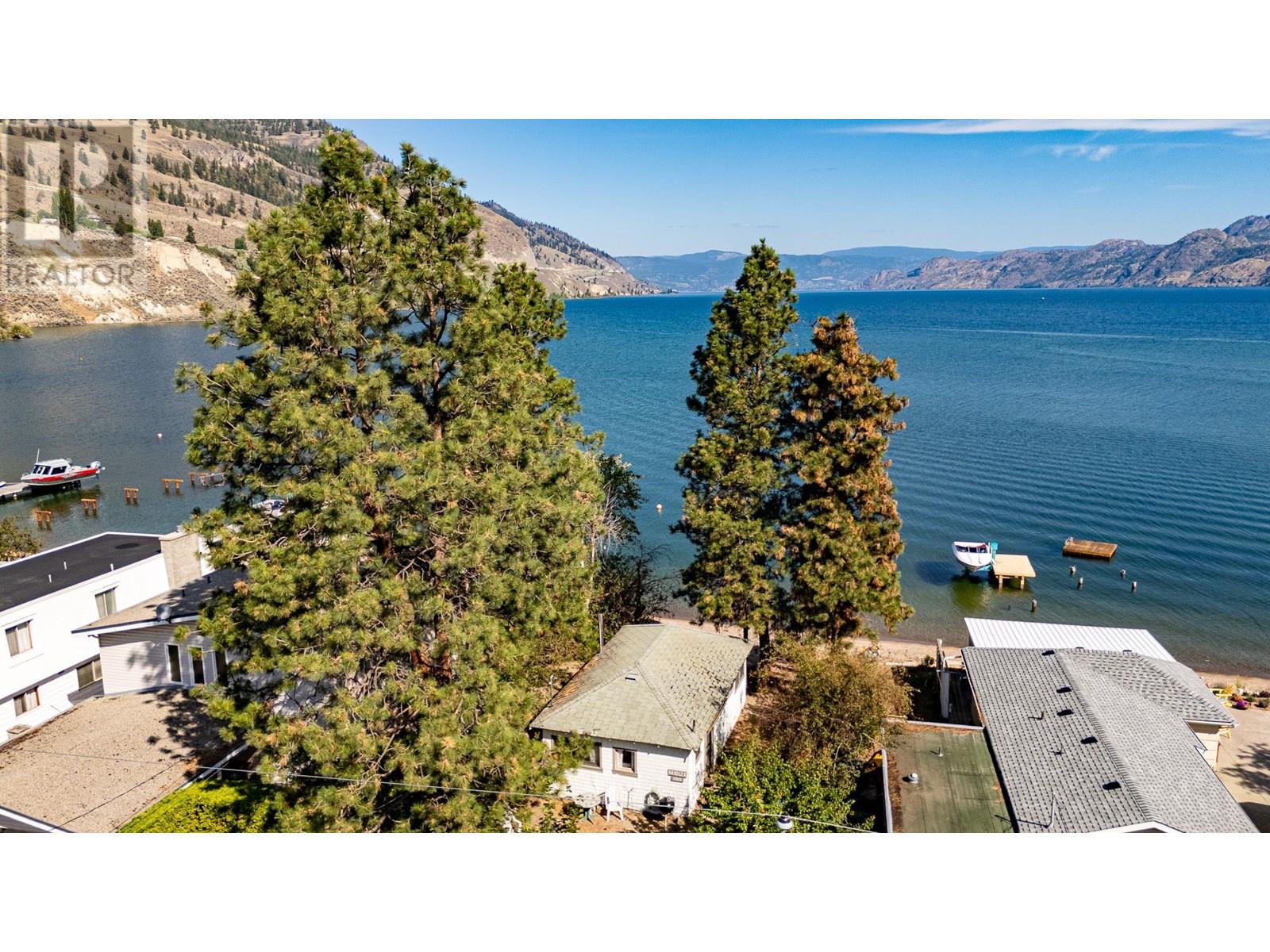 19241 Lakeshore Drive N