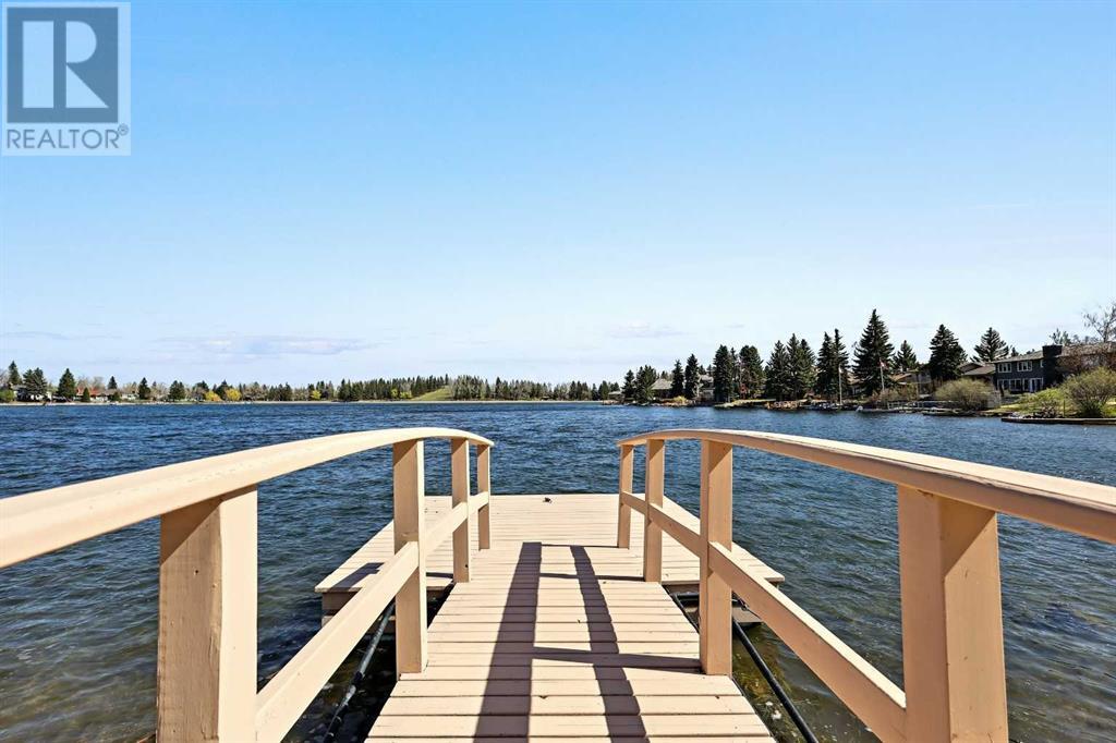 104 Midpark Crescent SE