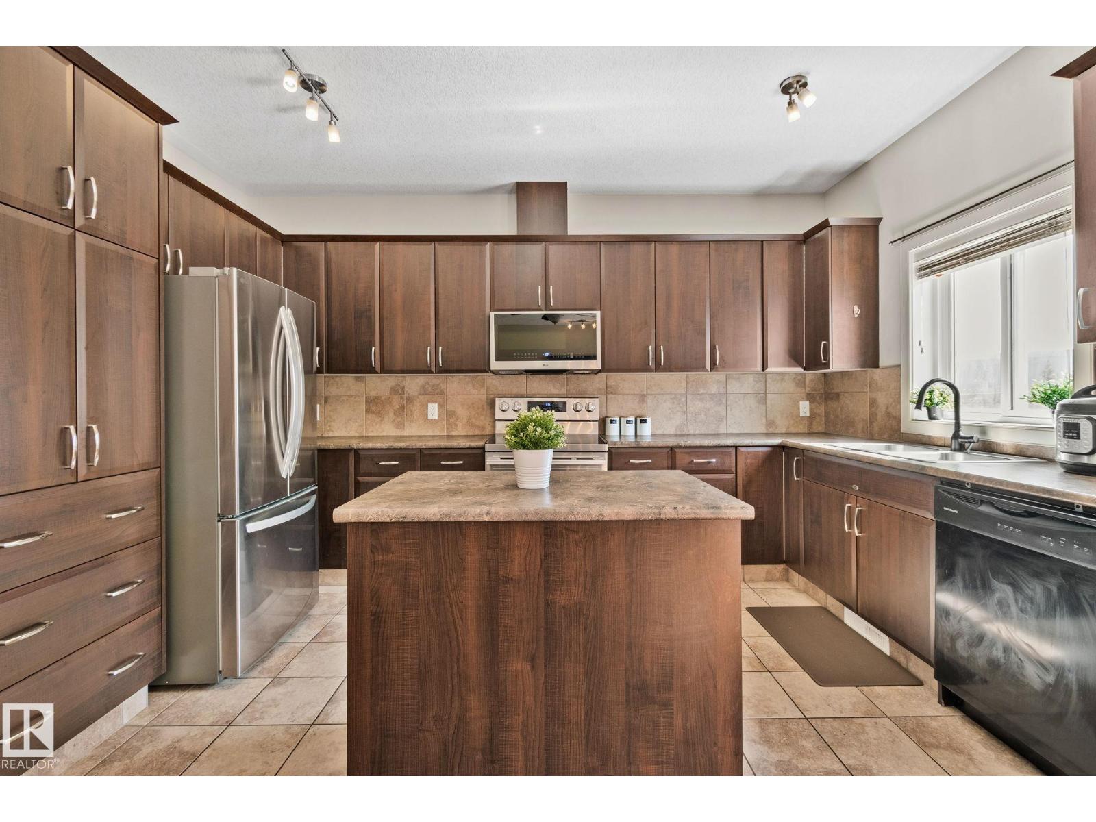 #2 450 MCCONACHIE WY NW NW