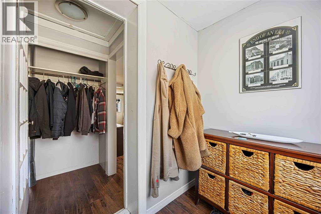 777 Alexander STREET