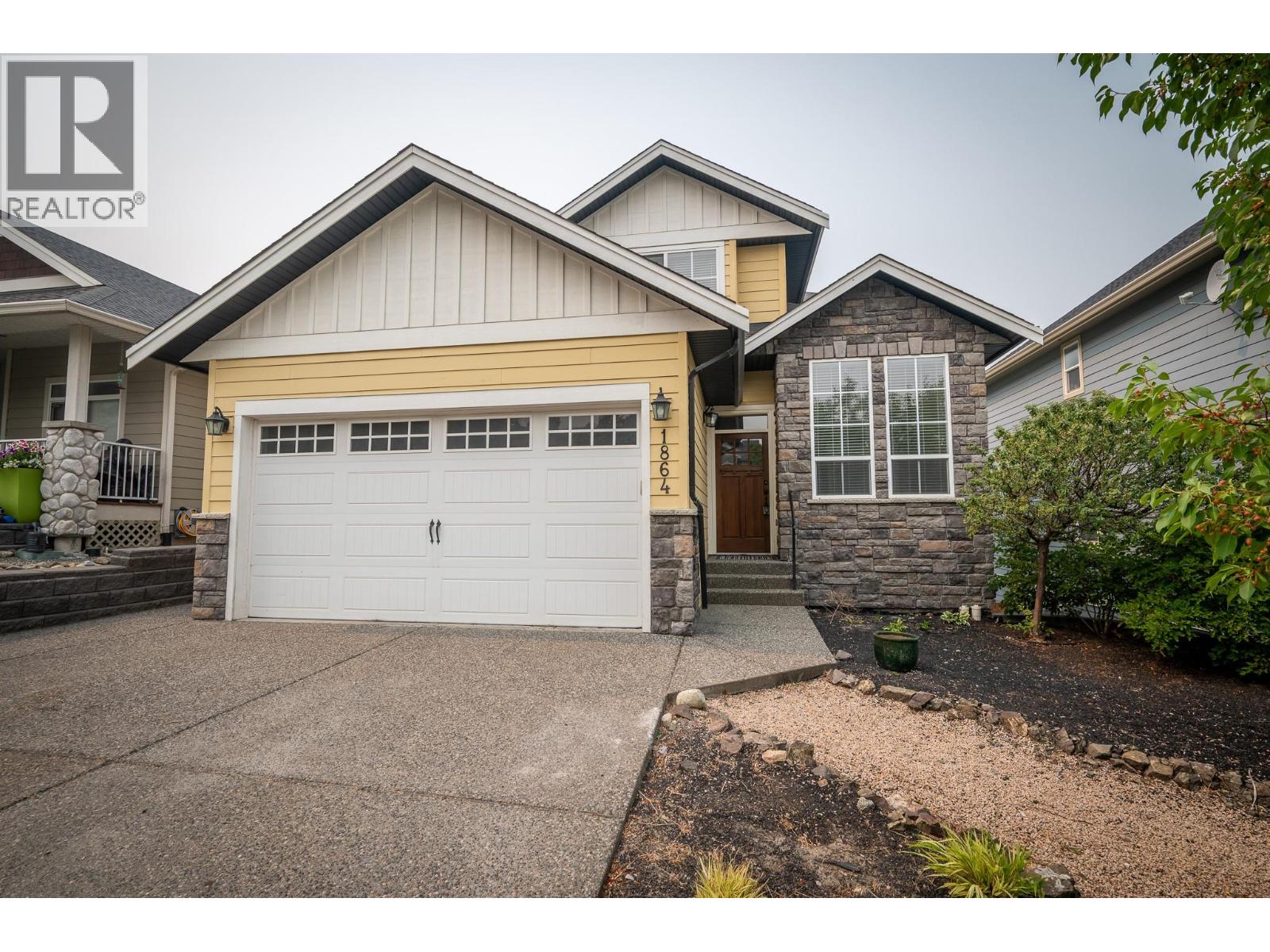 1864 Foxtail Drive