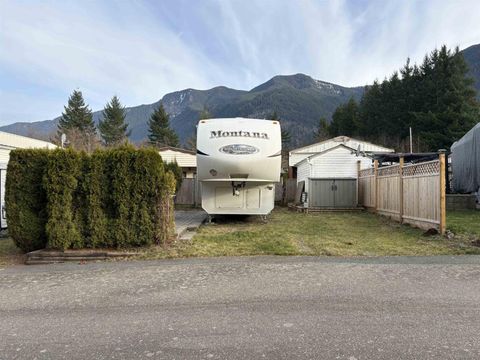 133 1436 FROST ROAD|Columbia Valley Cultus Lake BC V2R4X8