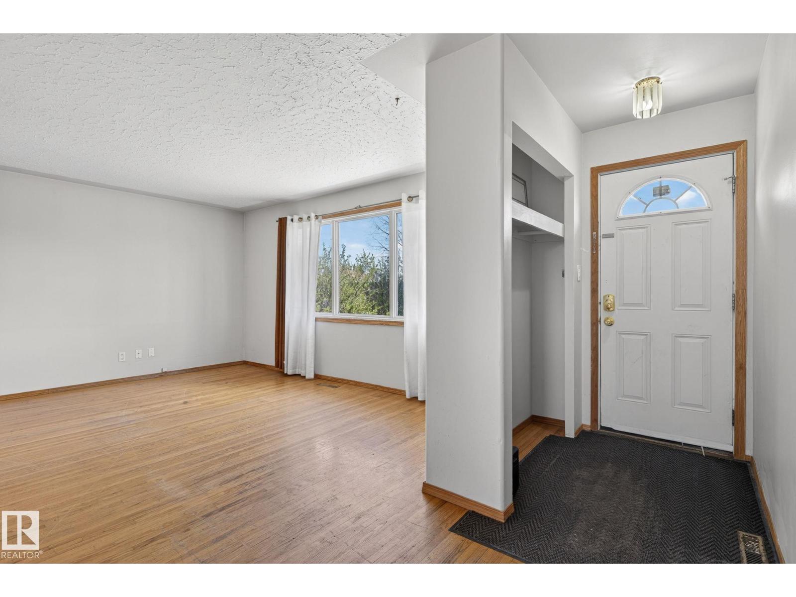 13412 108 ST NW