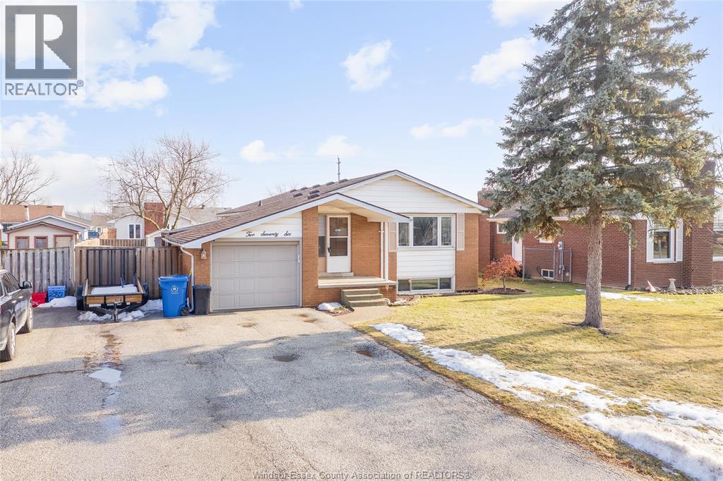 276 BRIEN AVENUE East