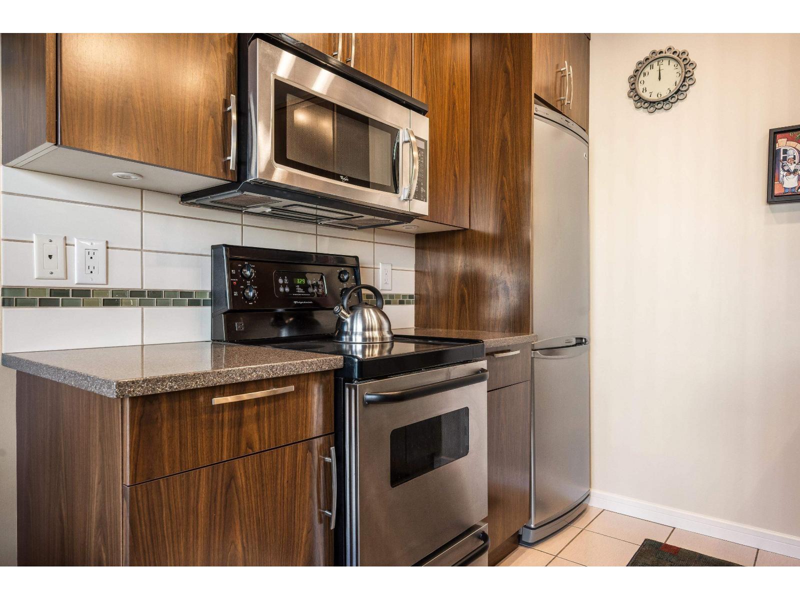 312 45530 MARKET WAY|Garrison Crossing
