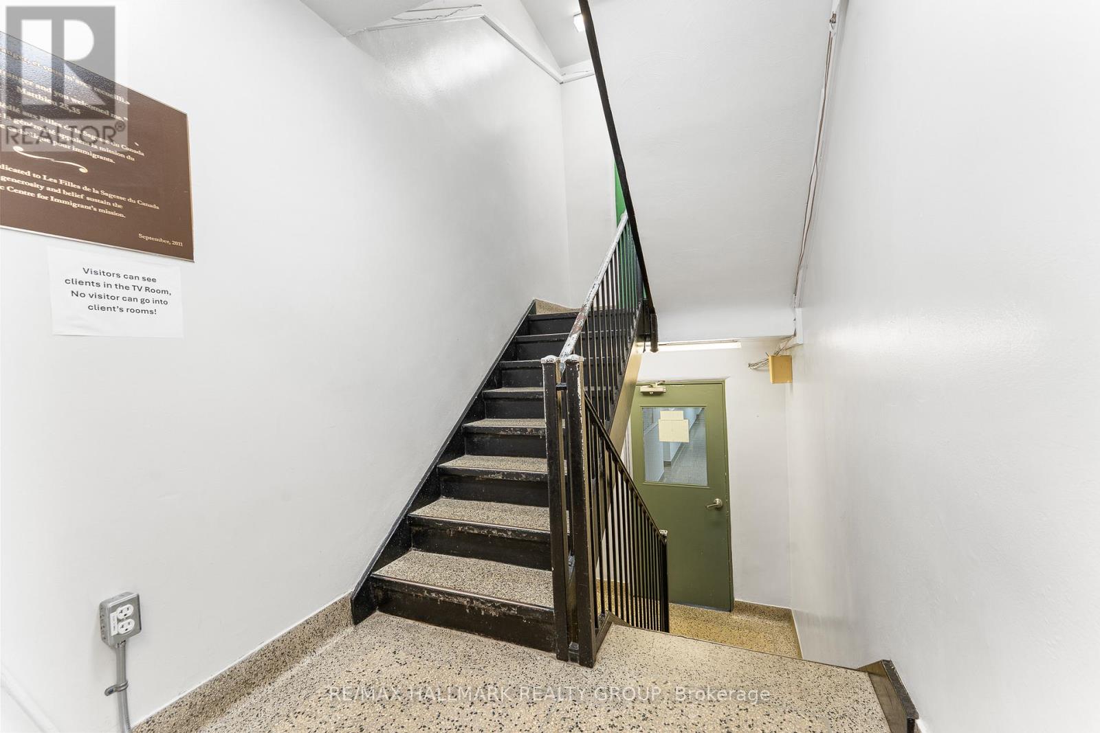 204 BOTELER STREET