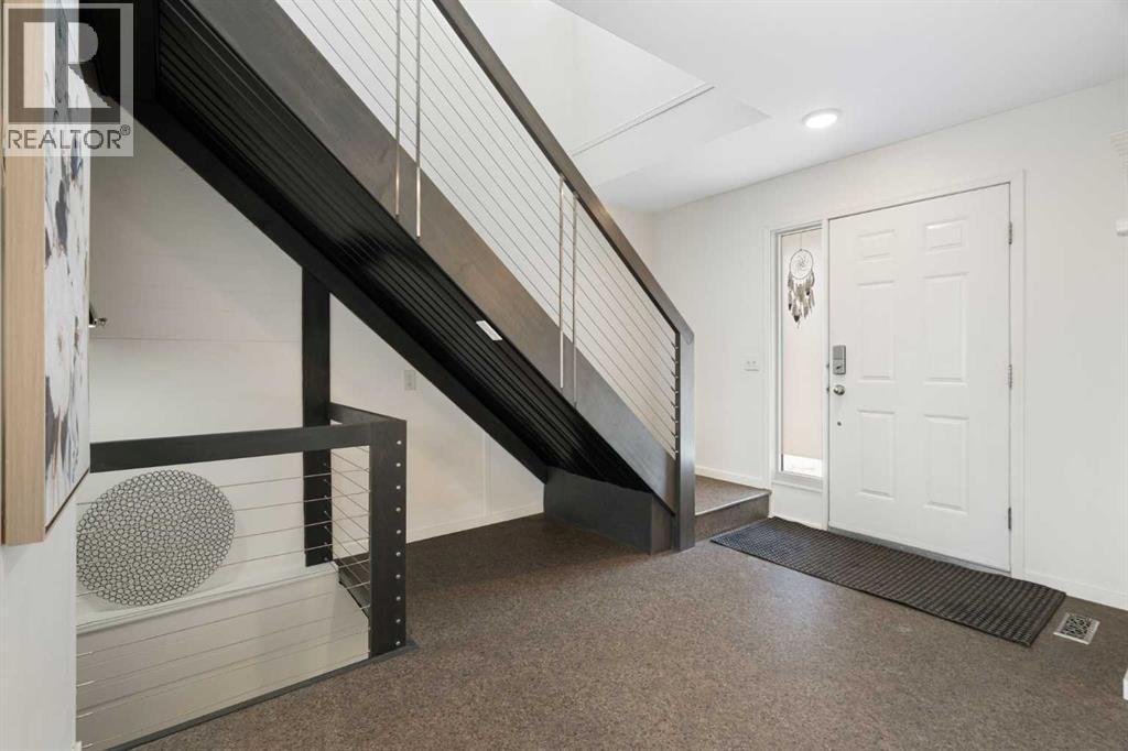 201 Harvest Creek Close NE