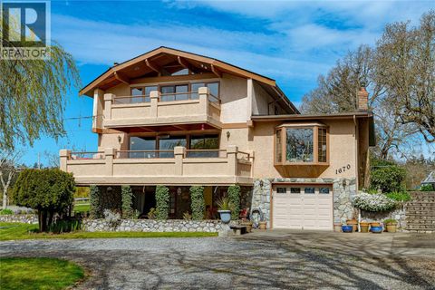 1670 Burnside Rd W Saanich BC V8X3X3