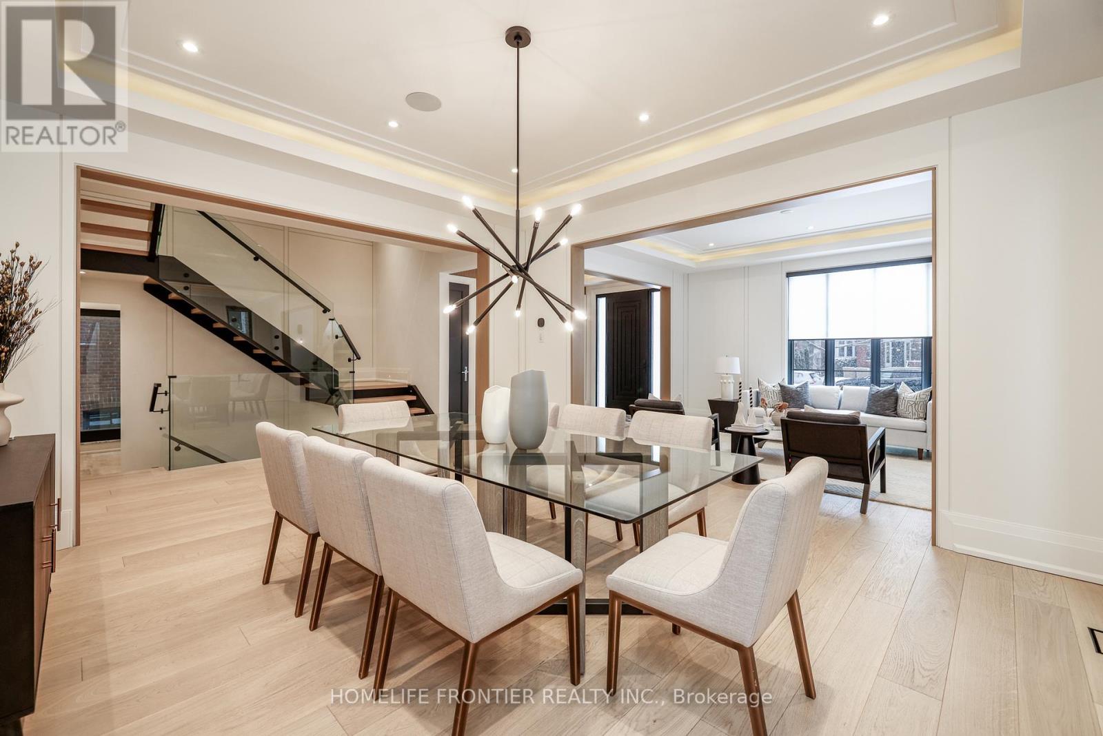 44 ALEXANDRA BOULEVARD