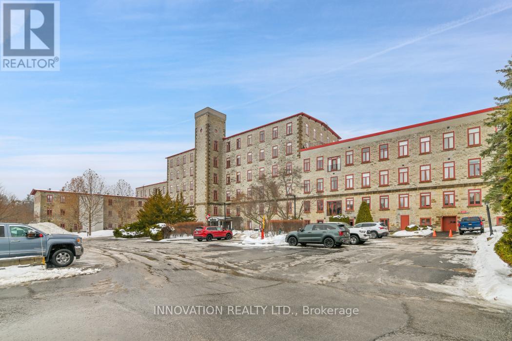 319 - 1 ROSAMOND STREET E