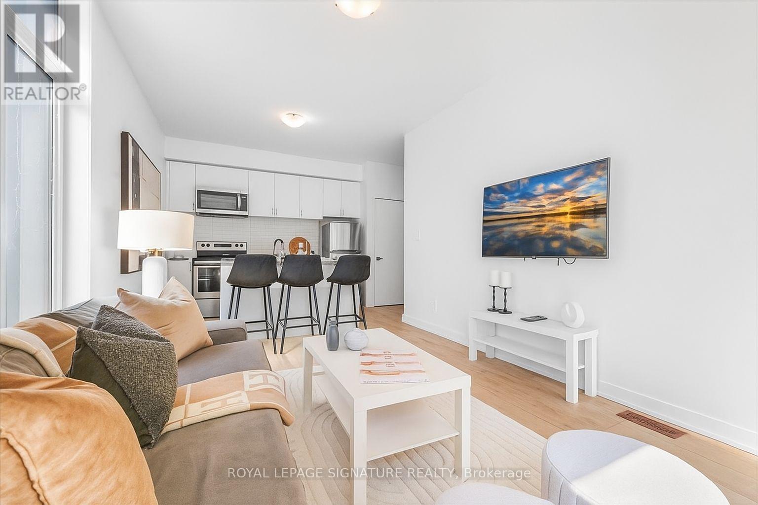 49 - 1740 SIMCOE STREET