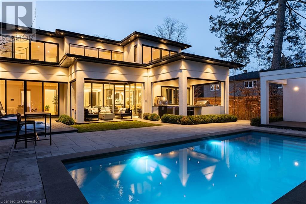 2488 LAKESHORE Road E