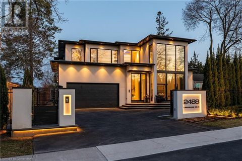 2488 LAKESHORE Road E Oakville ON L6J6G2