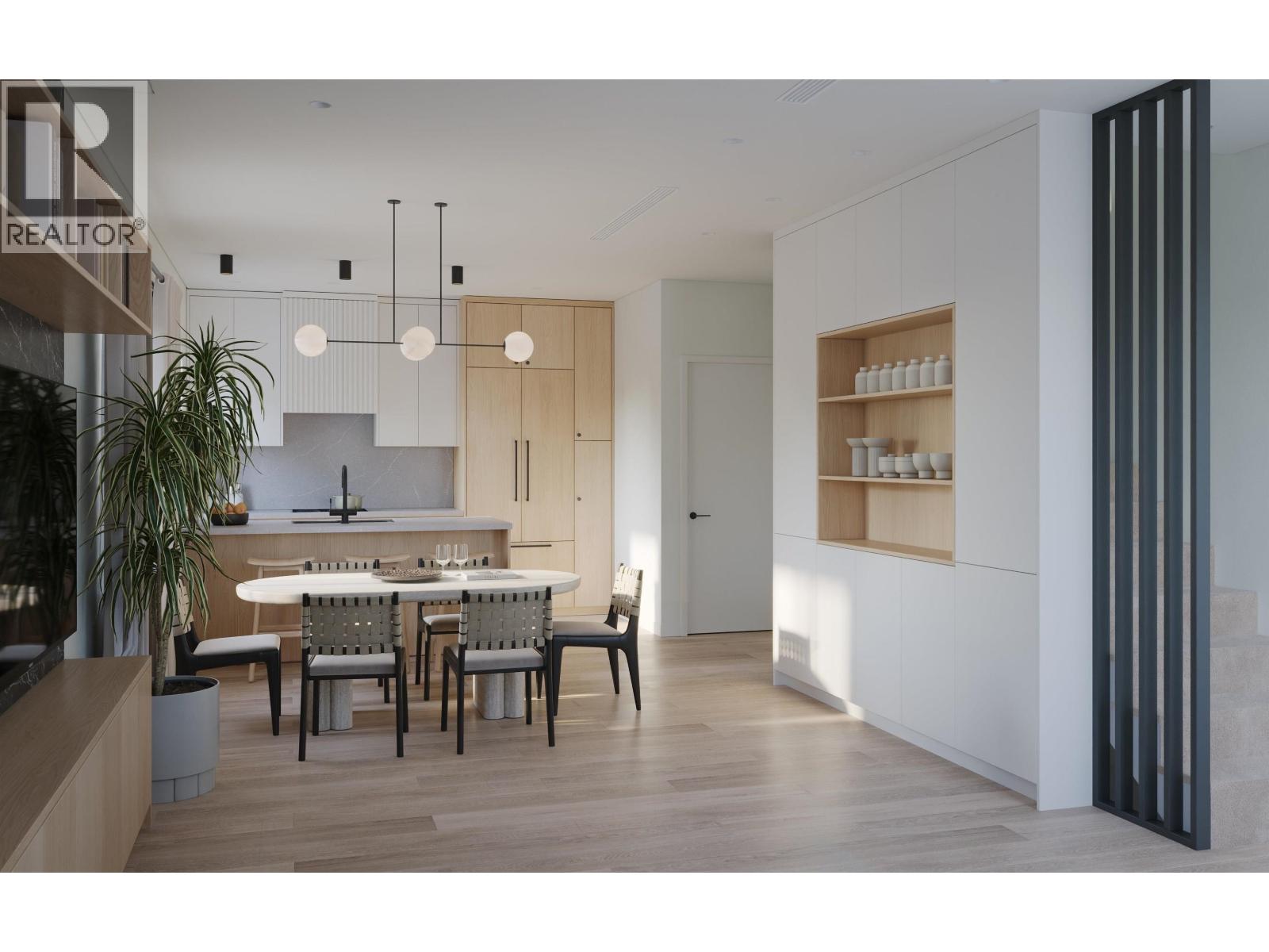 5 2240 E 40TH AVENUE