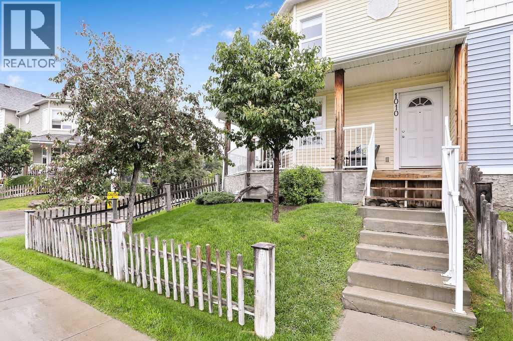 1010 Prairie Sound Circle NW