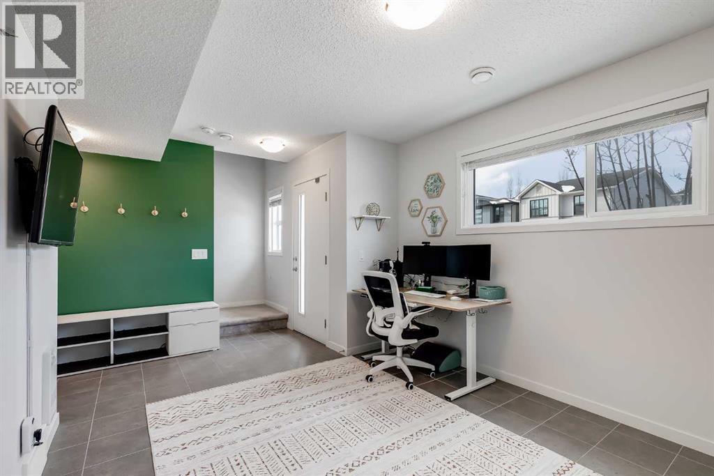 296 Harvest Hills Way NE