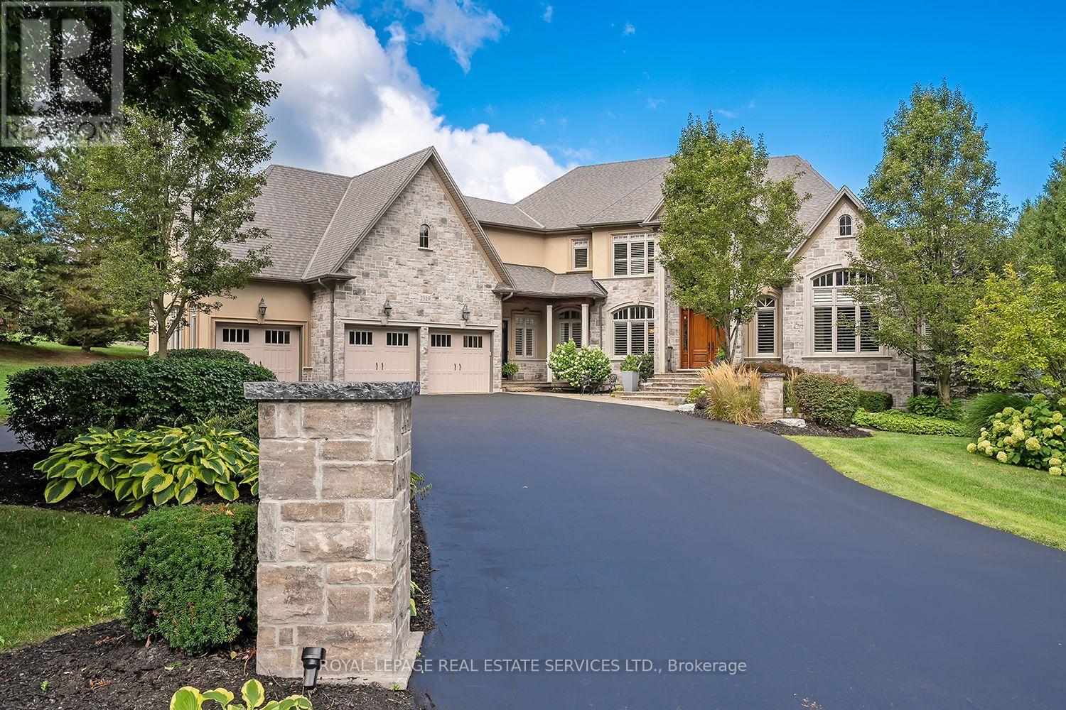 2319 KILBRIDE STREET