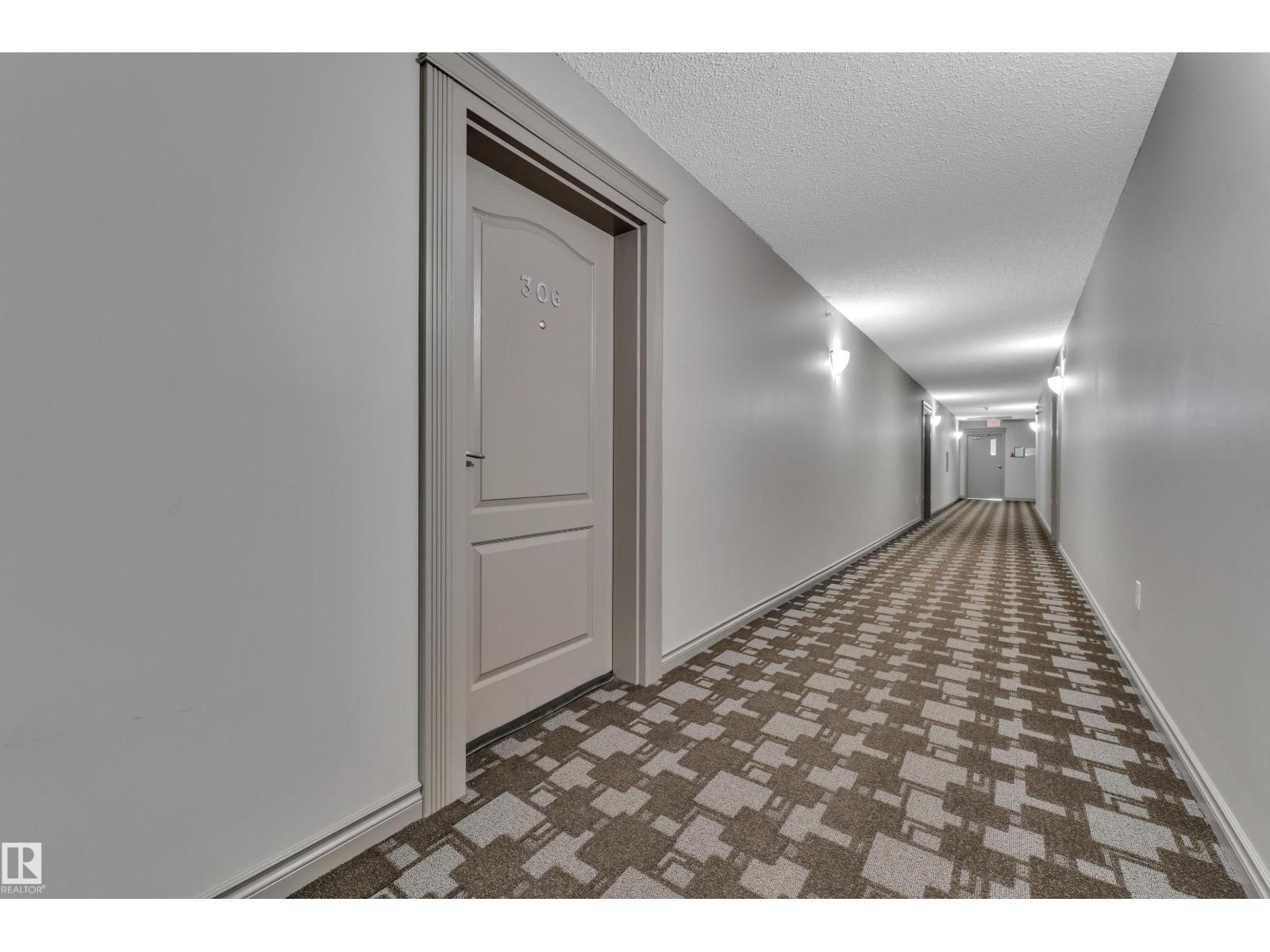 #306 905 BLACKLOCK WY SW