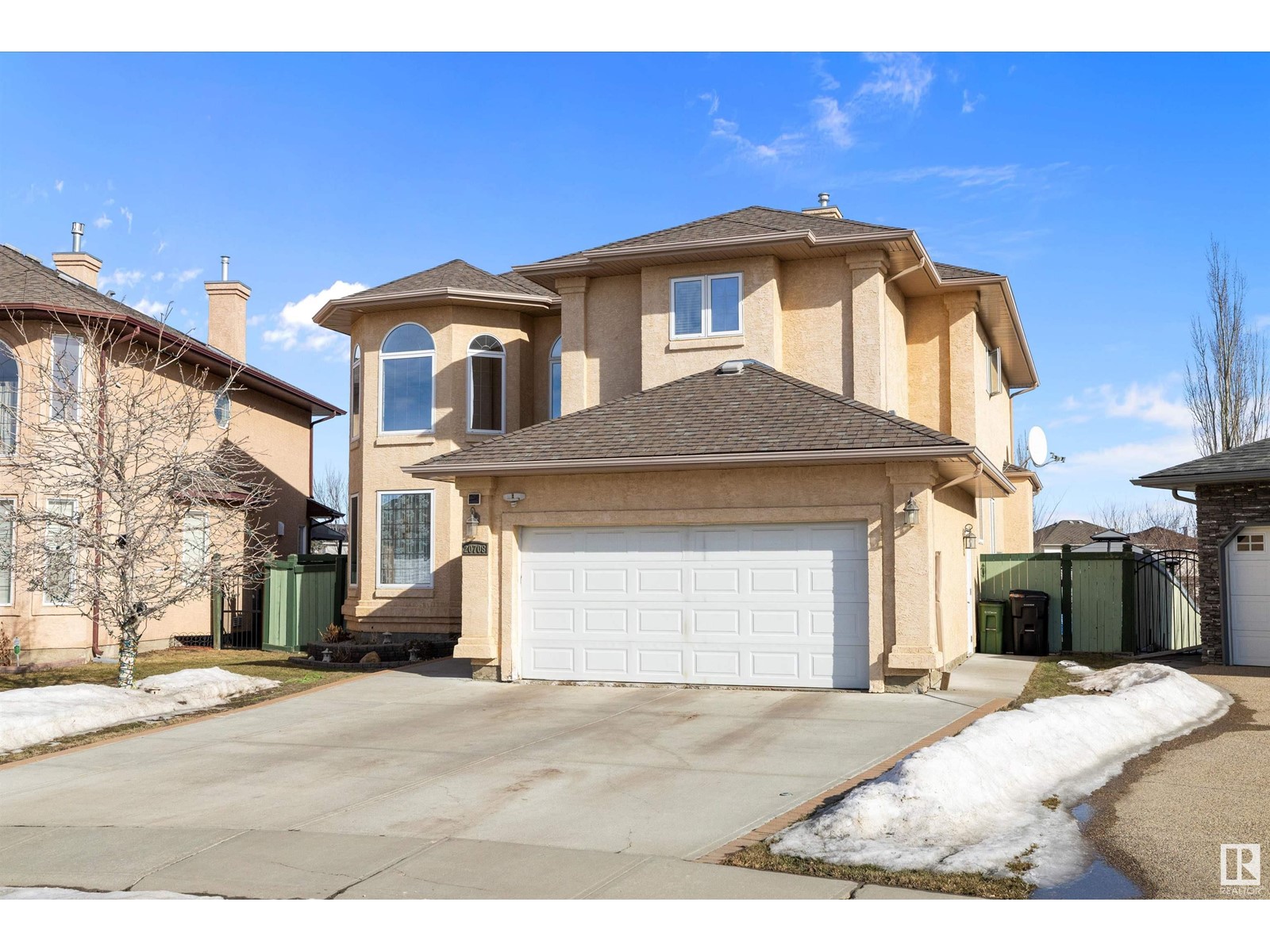 20708 90 AV NW