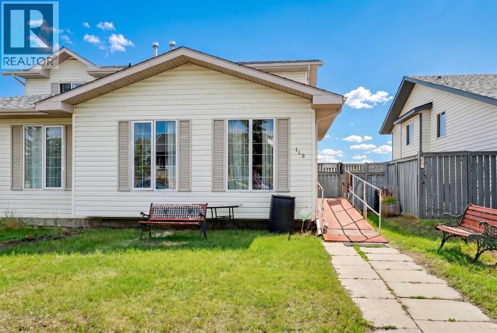 Photo 1 of 44 — 149 Silver Drive, Blackfalds, AB T0M0J0