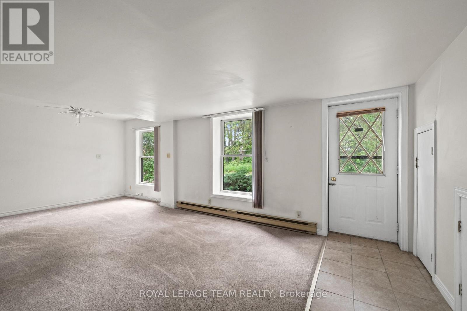 634 ELGIN STREET
