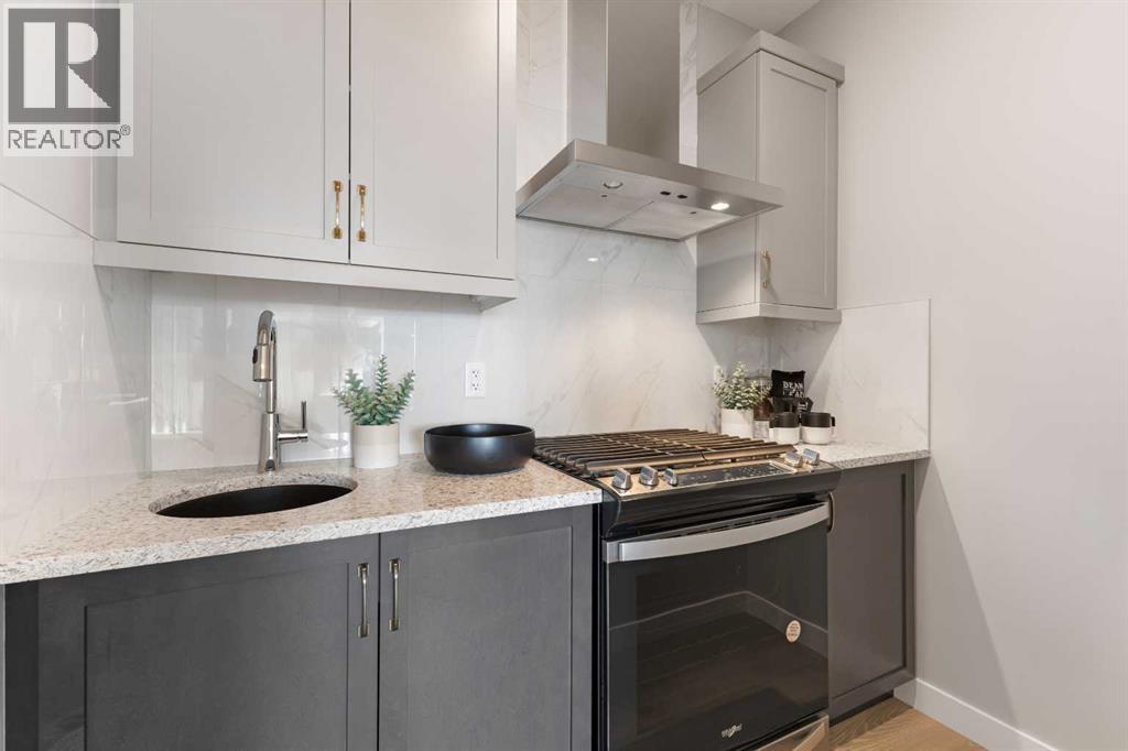 125 Corner Glen Avenue NE