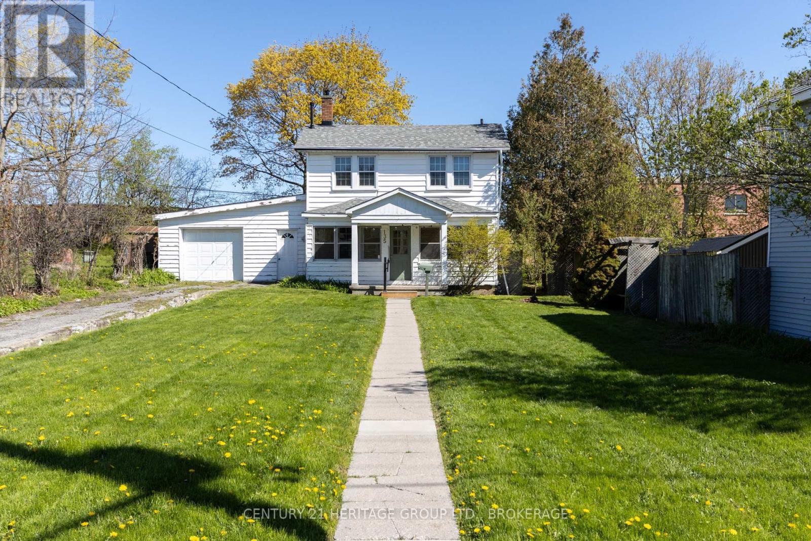 Photo 1 of 36 — 135 JAMES STREET, Kingston (East of Sir John A. Blvd), ON K7K1Z5