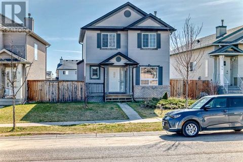 48 Everstone Drive SW Calgary AB T2Y4N9