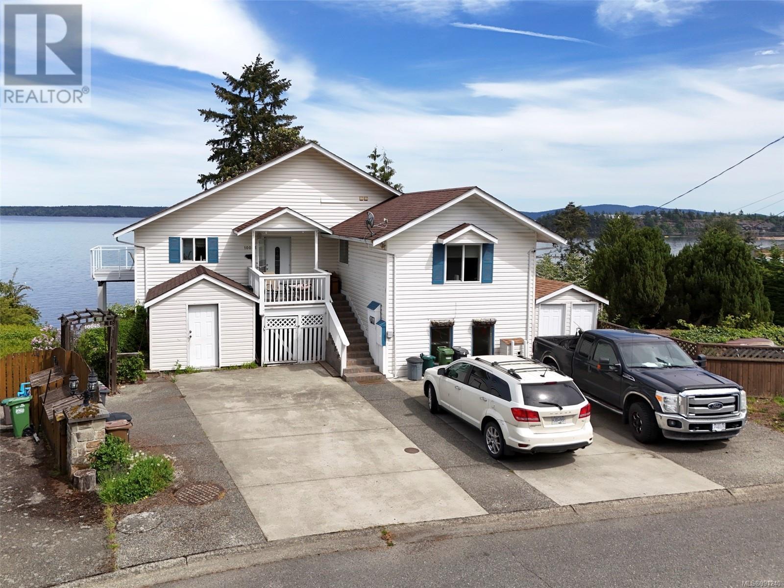 10043 Beach Dr