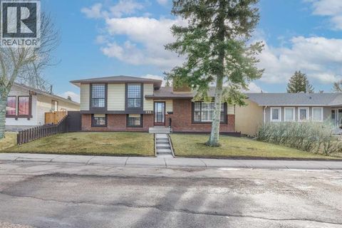 232 Templeside Circle NE Calgary AB T1Y3L9