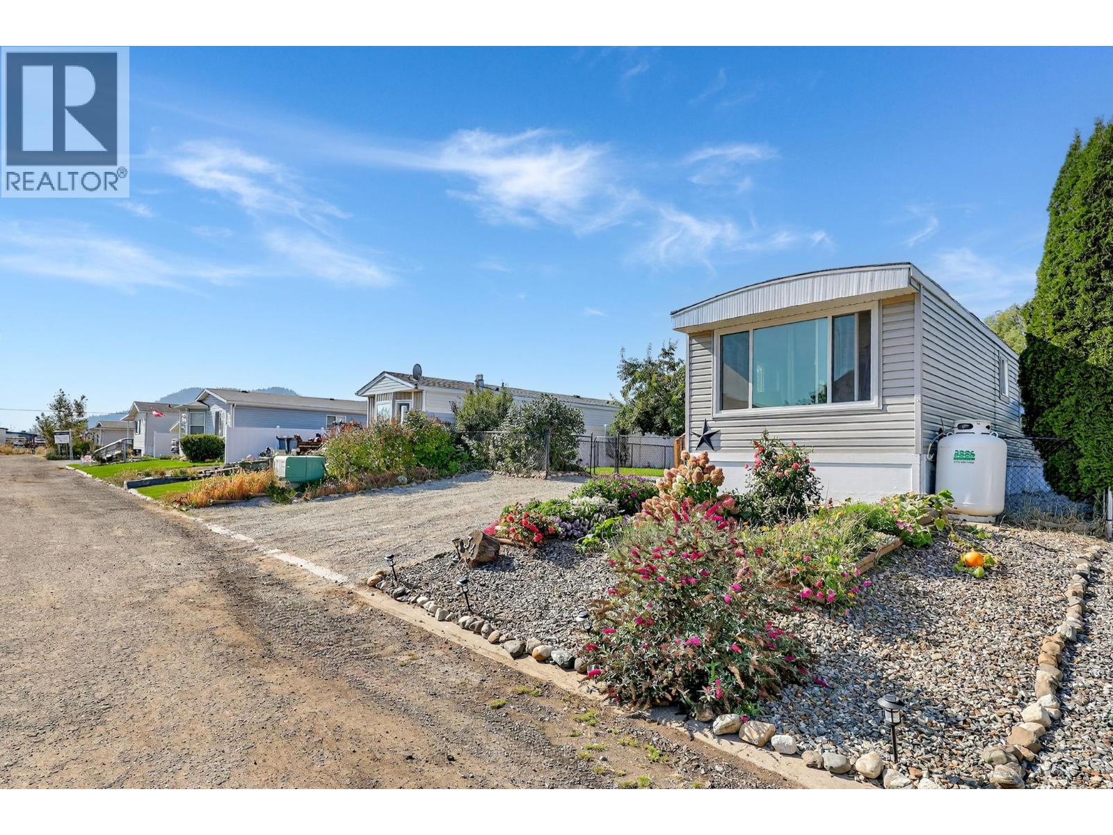 8945 HWY 97N Unit# 34