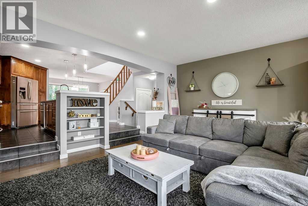 81 New Brighton Heights SE