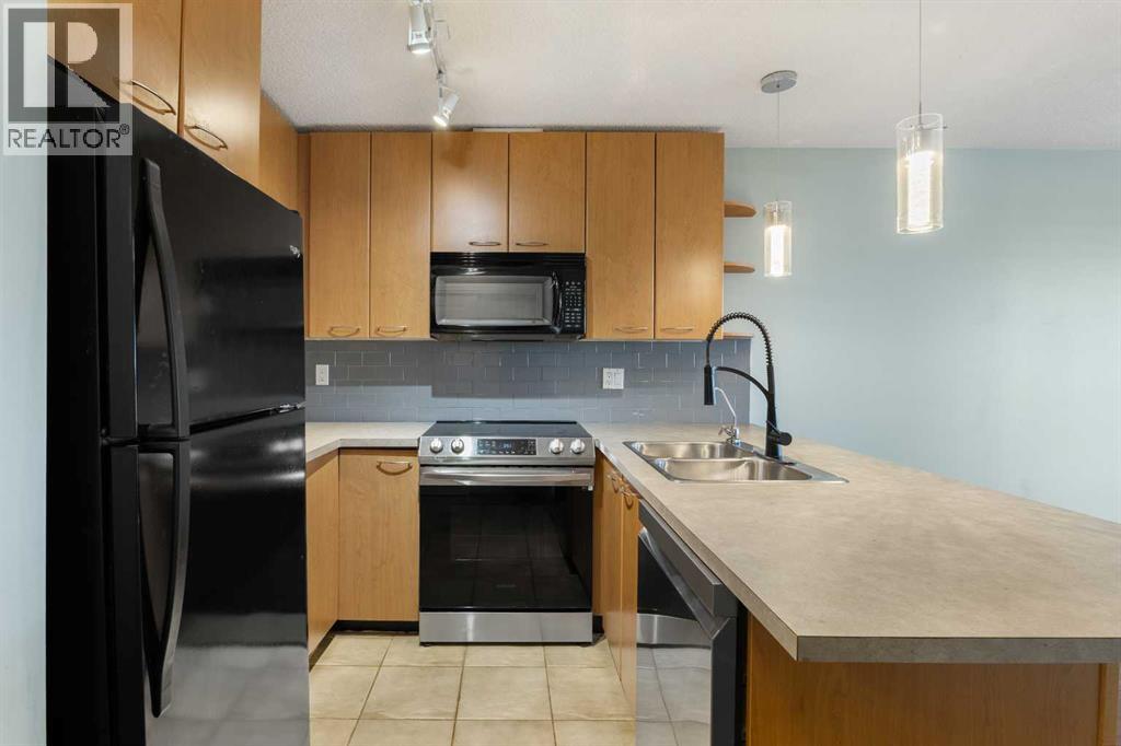 213, 5115 Richard Road SW