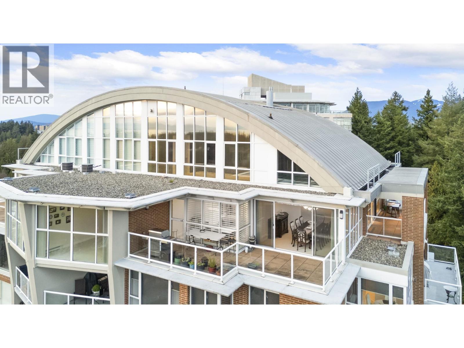 1700 5615 HAMPTON PLACE