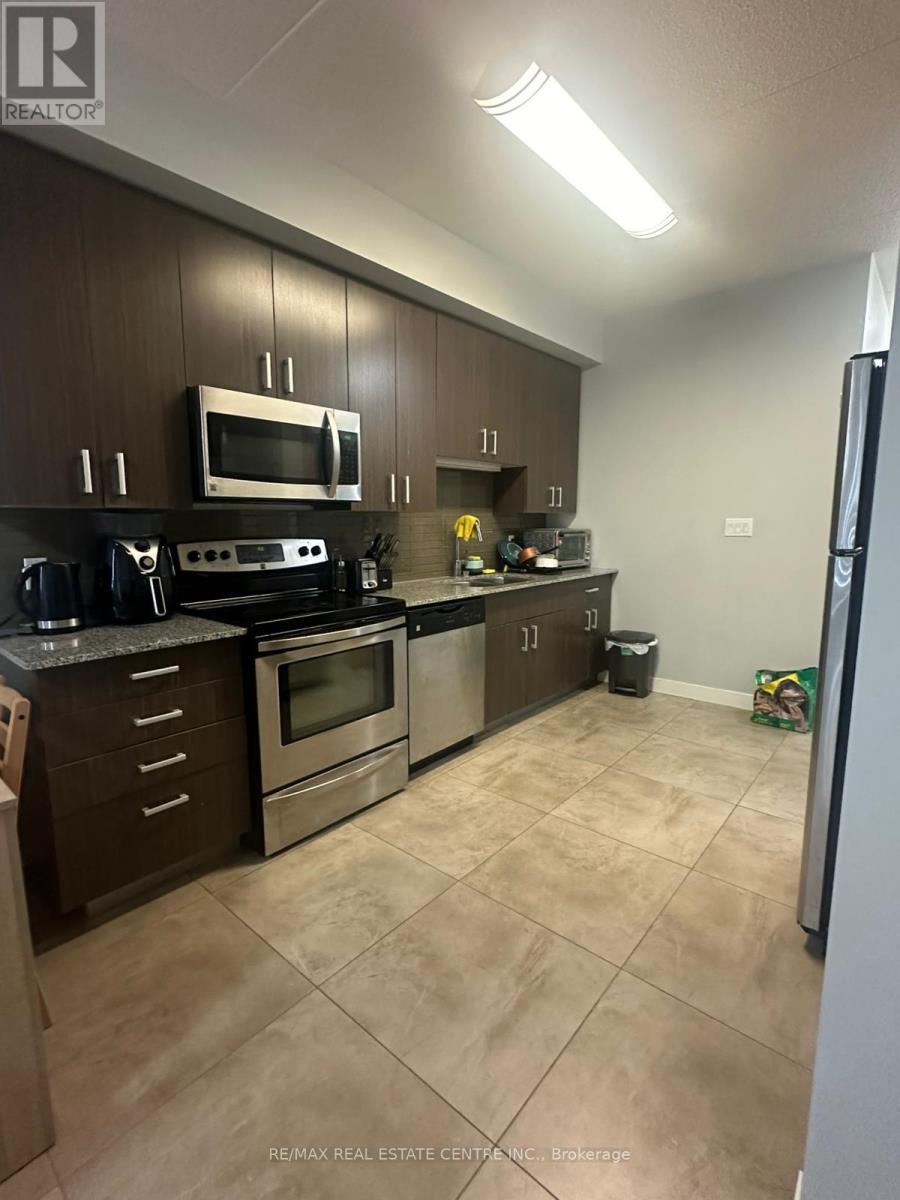 B408 - 62 BALSAM STREET