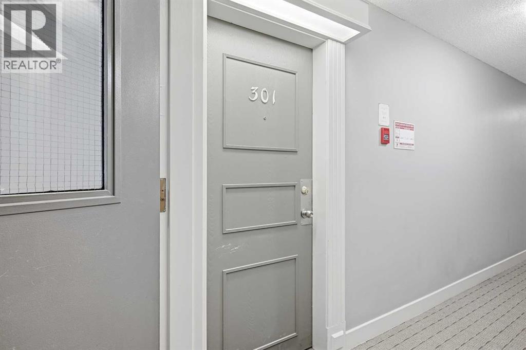 301C, 5601 Dalton Drive NW