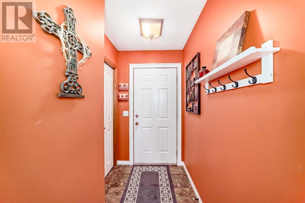 165 Mt Douglas Manor SE