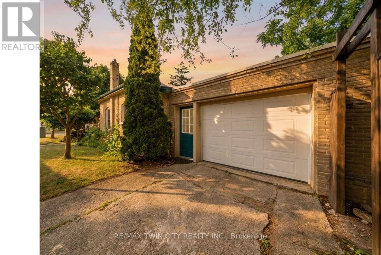 254 ERIE AVENUE
