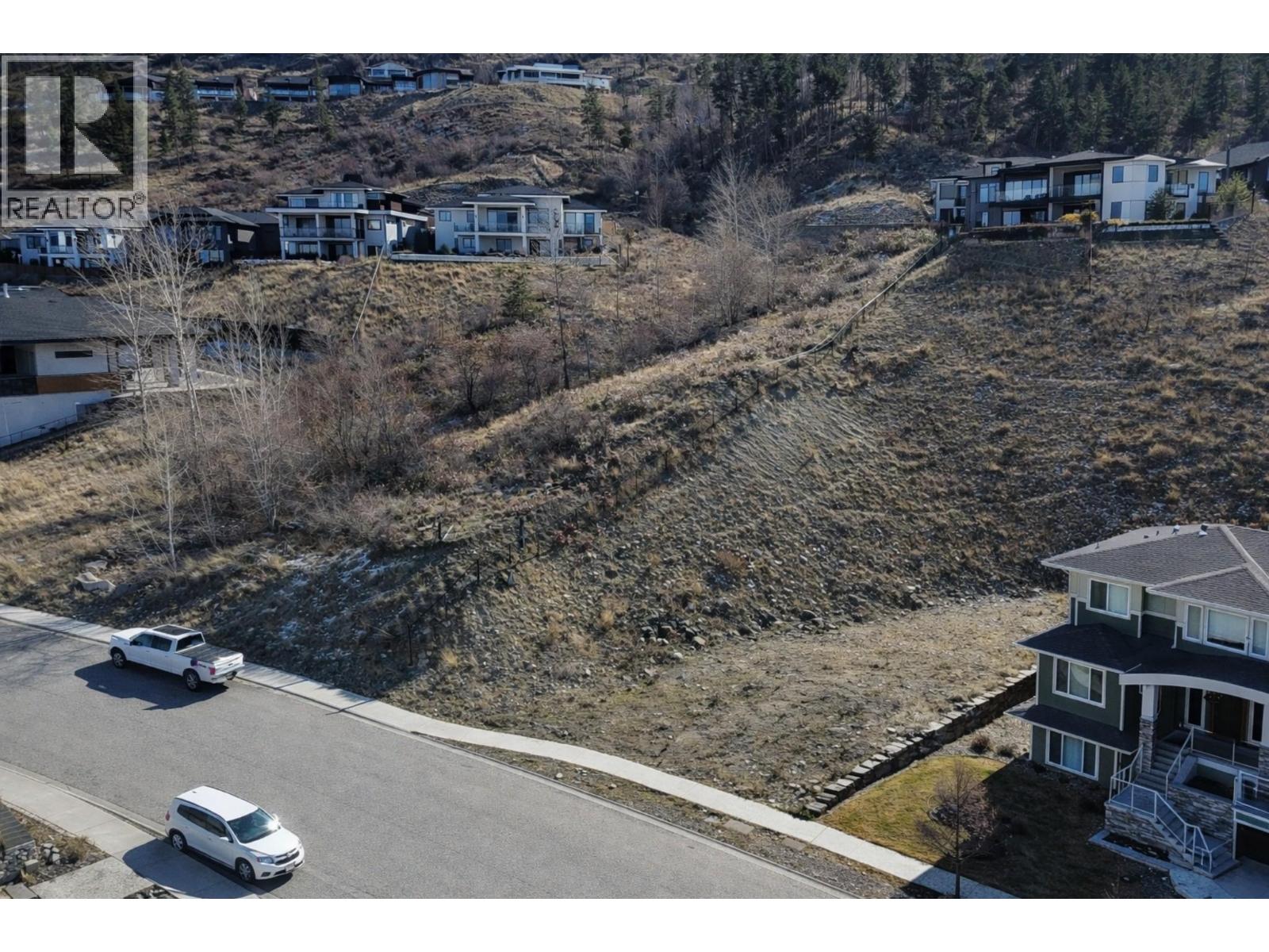 5669 Mountainside Drive