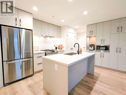 316 3038 ST GEORGE STREET Port Moody BC V3H0L3