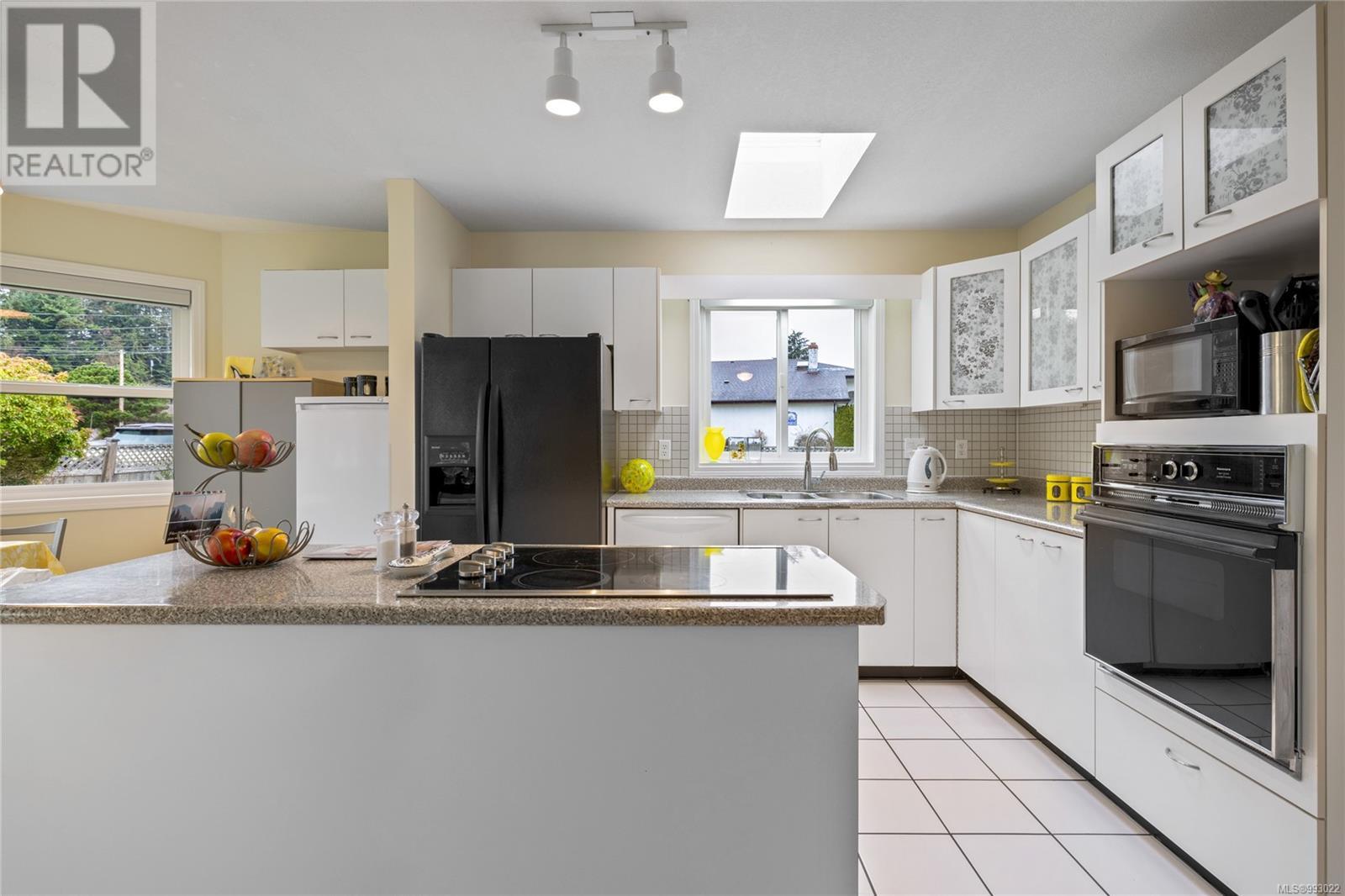 1320 Gilley Cres