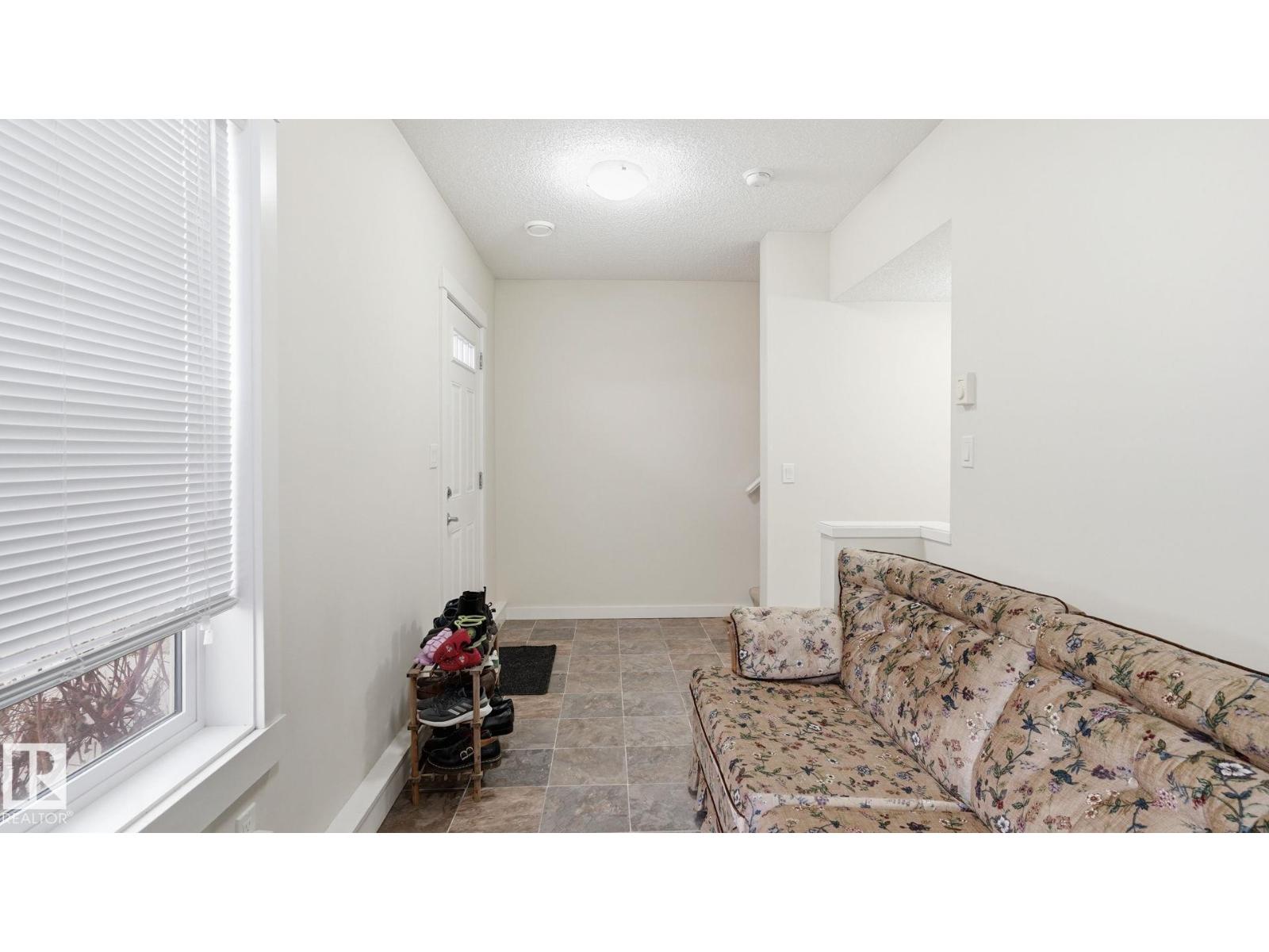 #202 8530 94 ST NE
