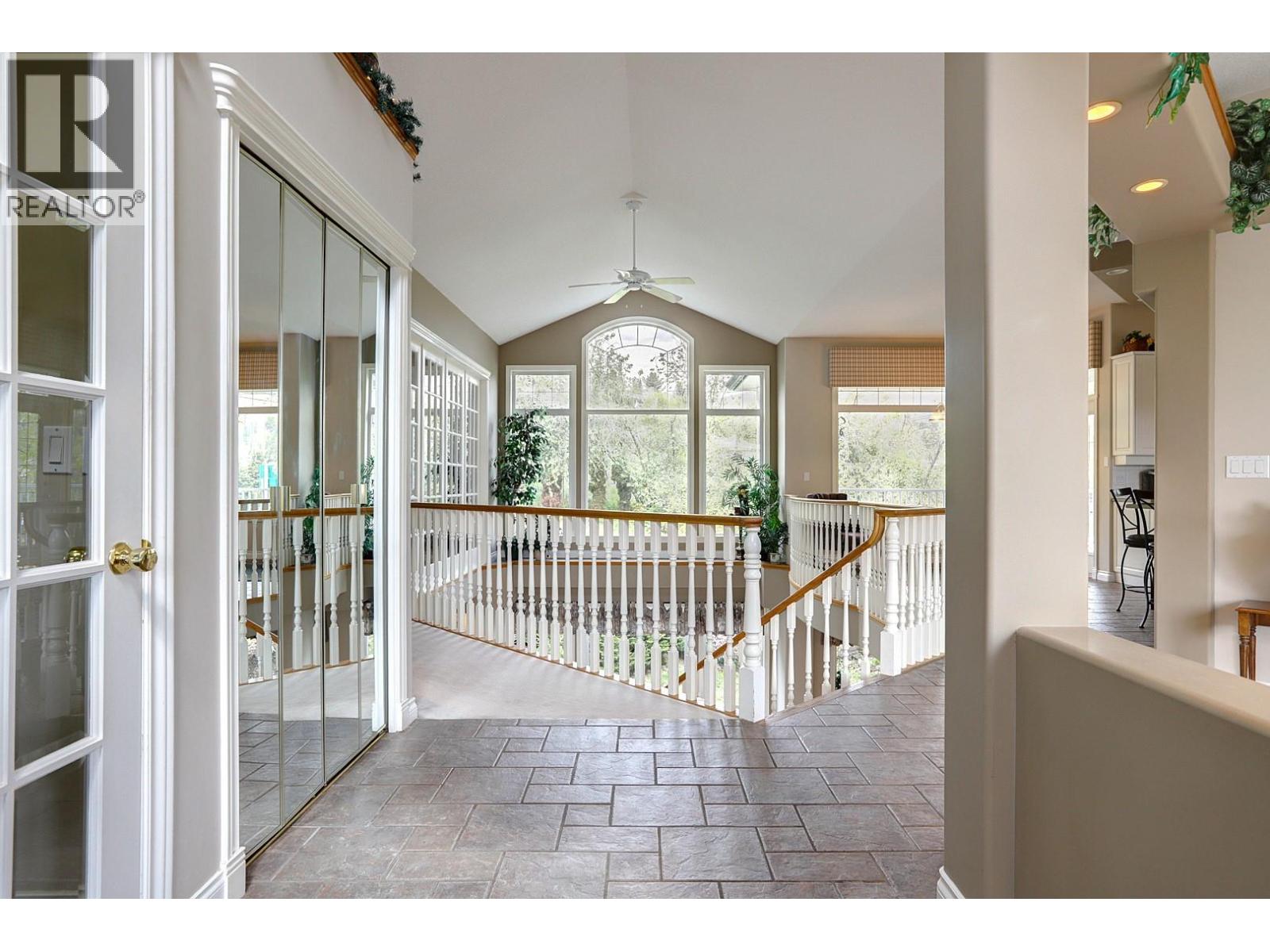 1101 Phoenix Drive