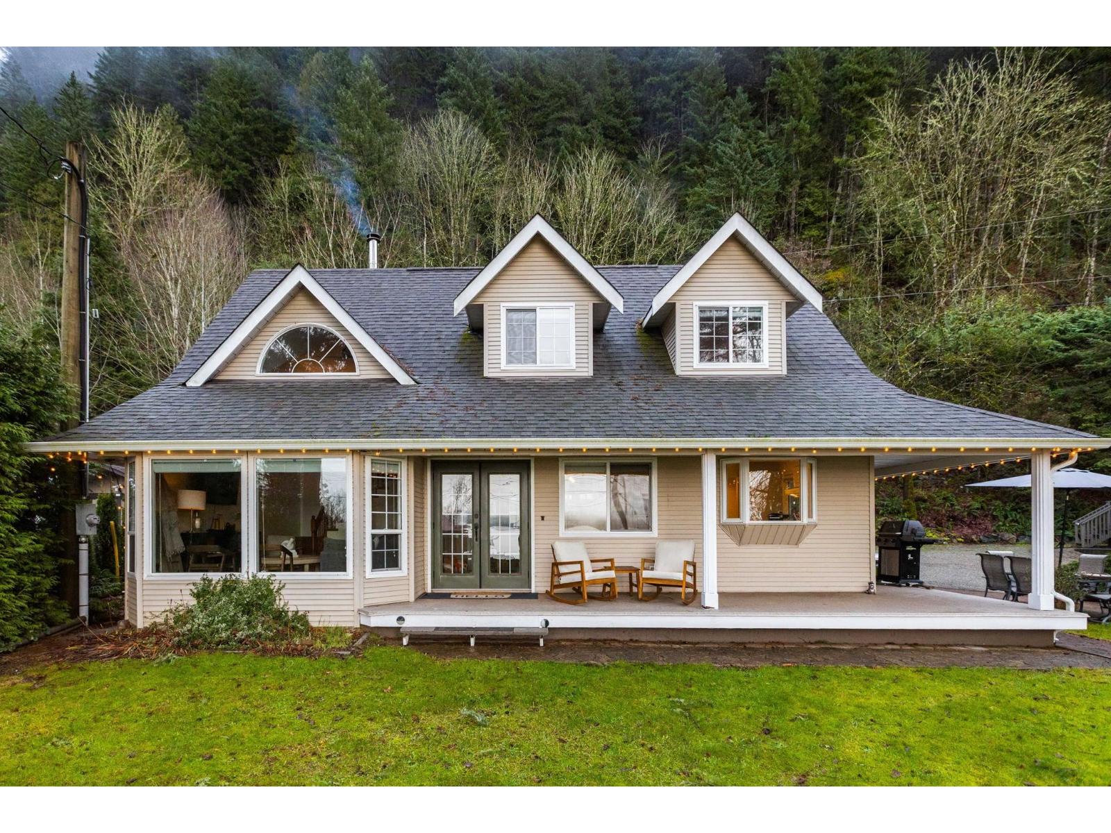 7388 ROCKWELL PLACE|Harrison Lake