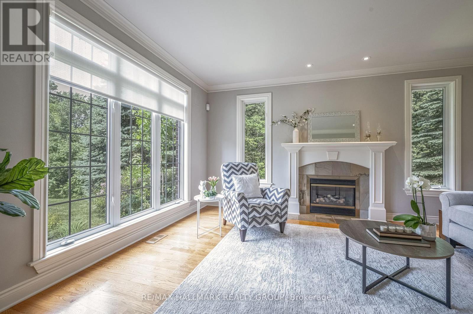 1431 DUCHESS CRESCENT
