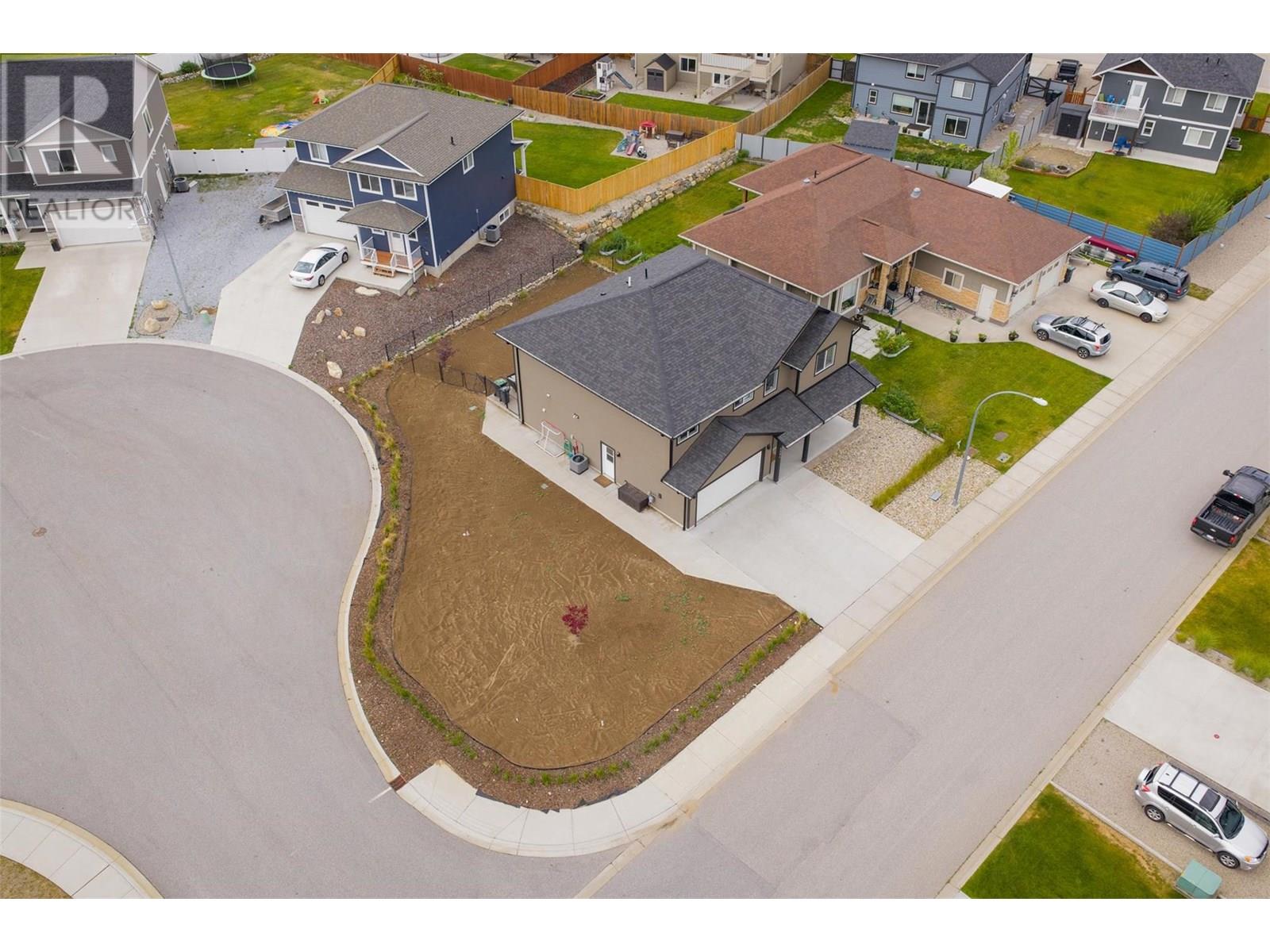 3904 GRANDVIEW Drive