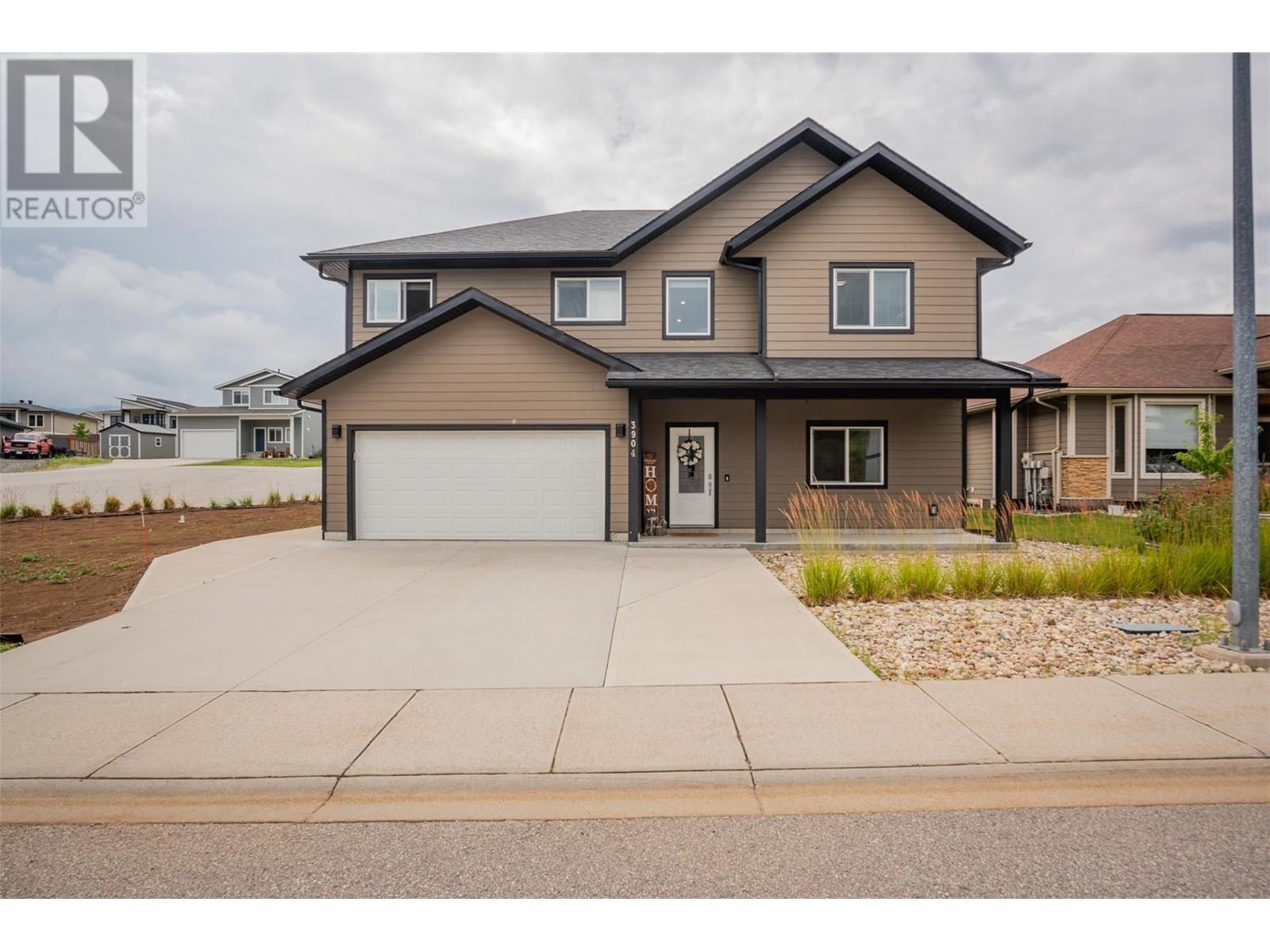 3904 GRANDVIEW Drive