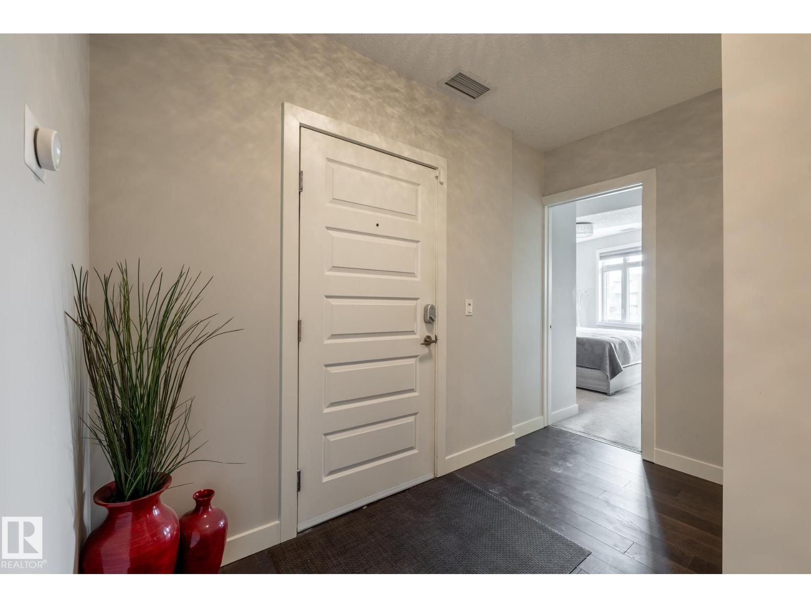 #122 5151 Windermere BV SW