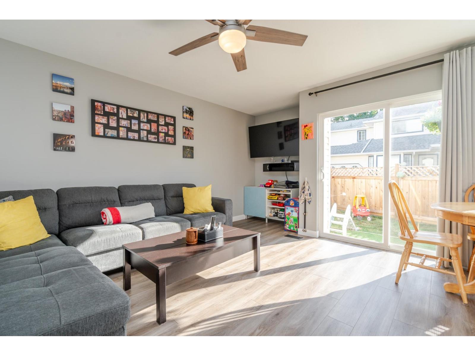2 45640 STOREY AVENUE|Sardis West Vedder