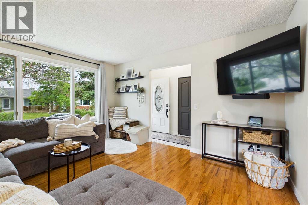 344 Queen Charlotte Road SE